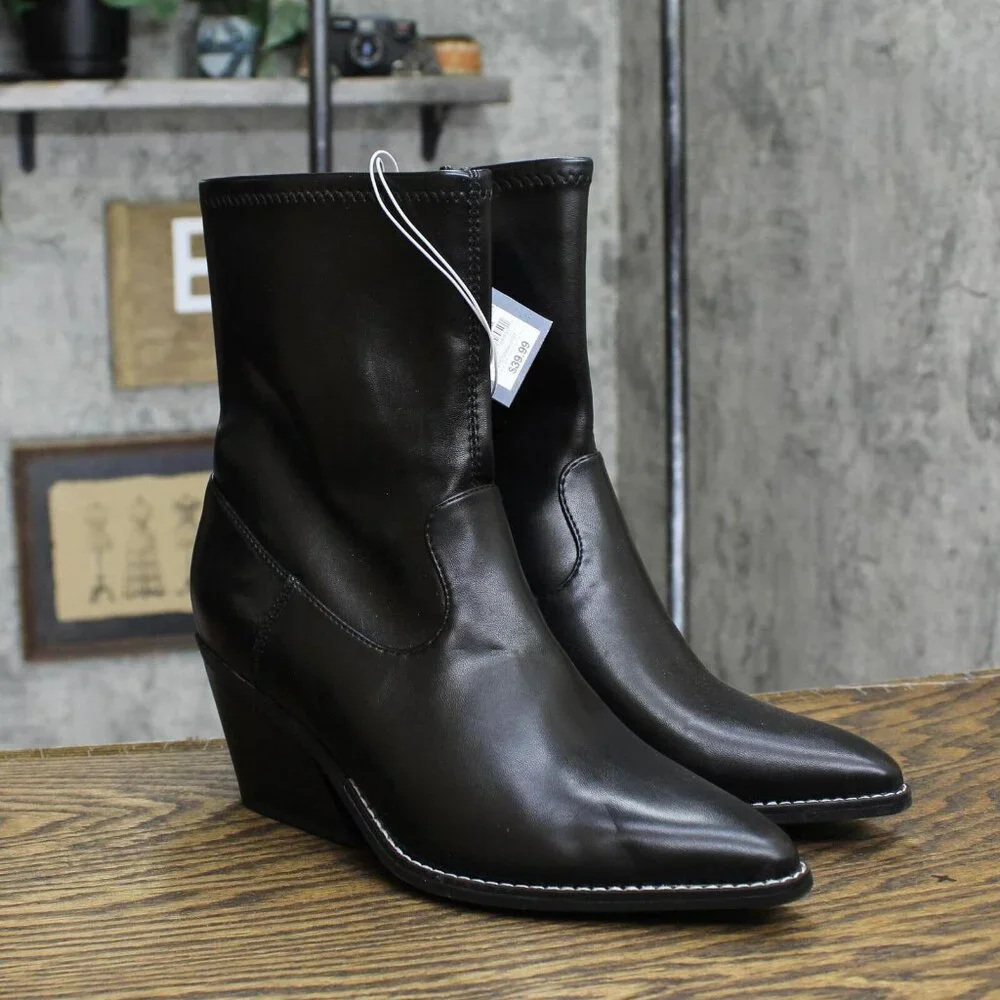 NWT Universal Thread Women's Aubree Ankle Boots 88375051 Black 6M 6 M